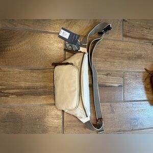 NEW Universal Thread Fanny Pack